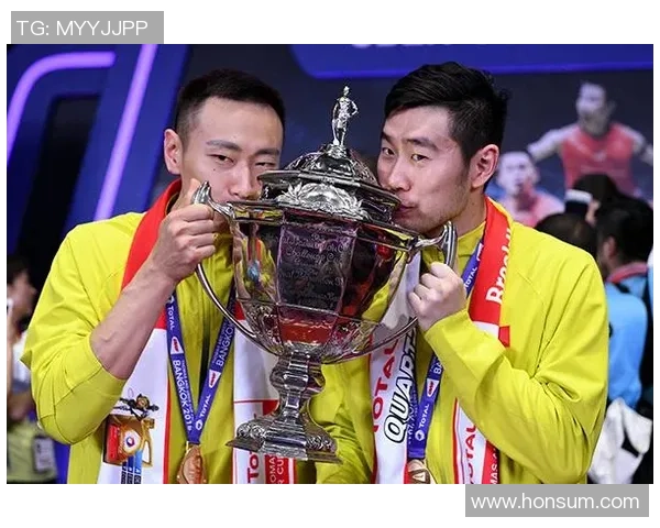 赛后分析:杭州羽毛球队与武汉羽毛球队速度对比及战术探讨 赛后分析:杭州羽毛球队与武汉羽毛球队速度对比及战术探讨