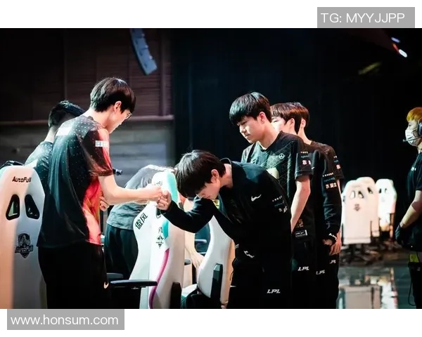 热议CS_GO：RNG的配合变革